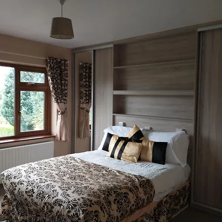 Shepherds Bed & Breakfast 3*